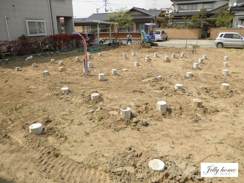 デメリットを感じさせない、北側道路の土地
