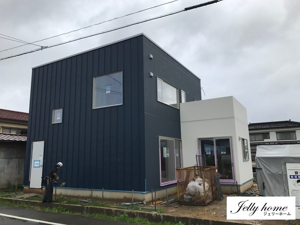 ツートンカラーにした「＋BOX」