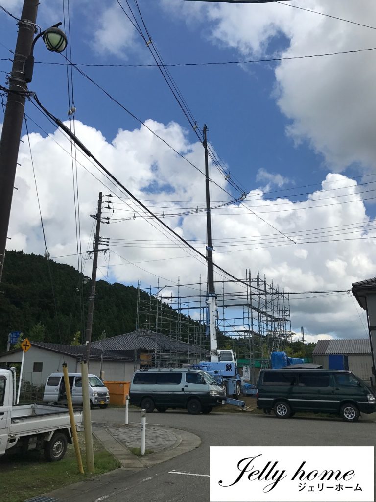 鳥海山とゼロキューブ