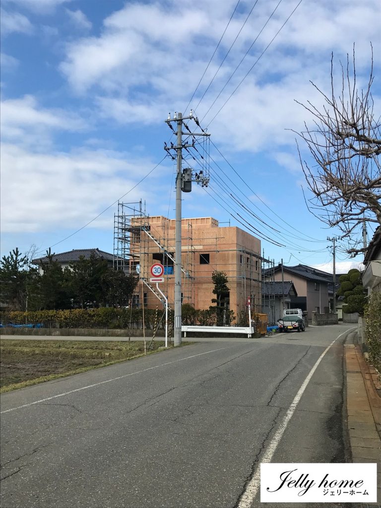 あっと言う間に ＳＫＹＢＡＬＣＯＮＹが現れた。