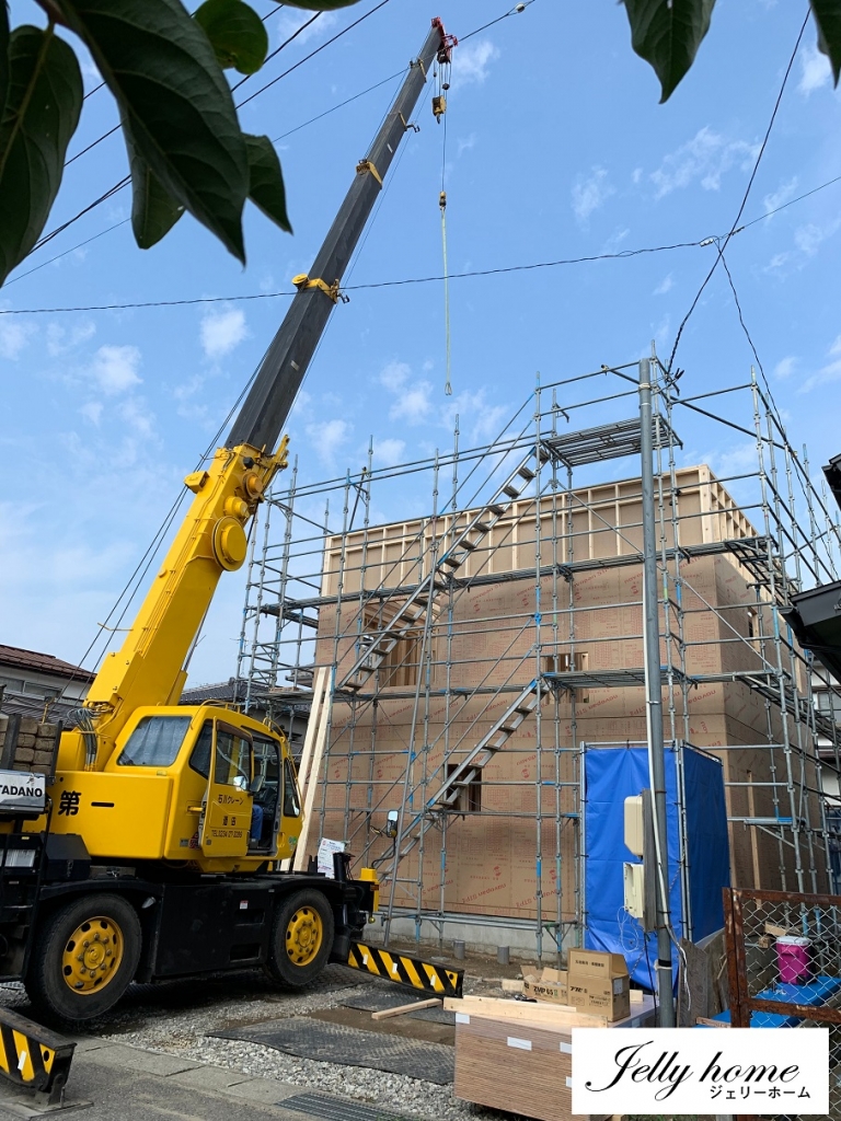 建て方がスタートした新形町のZERO-CUBE