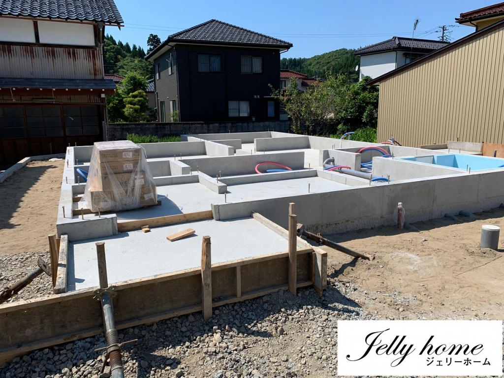 「＋BOX」の基礎完成。