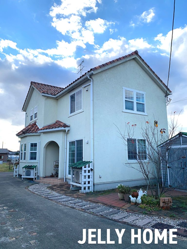 お客様がDIYで仕上げた”外壁”の塗り替え・・・酒田のプロヴァンスの家